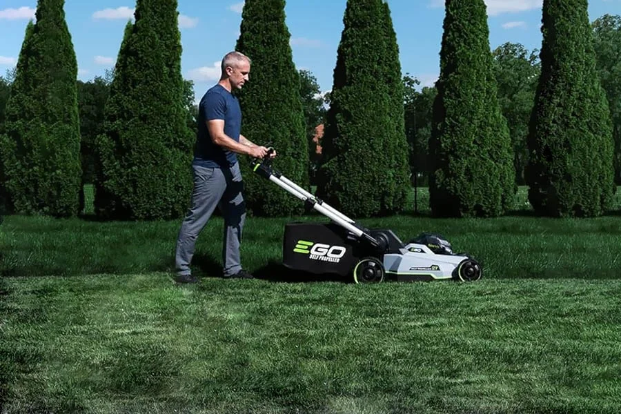 best battery push mowers